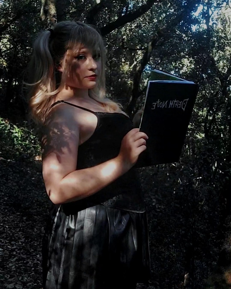 Misa Amane 📓✒️ - Photo 1