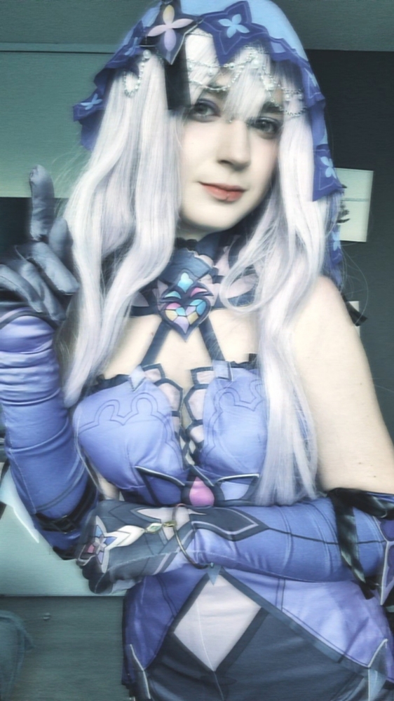 Black swan  - Photo 1