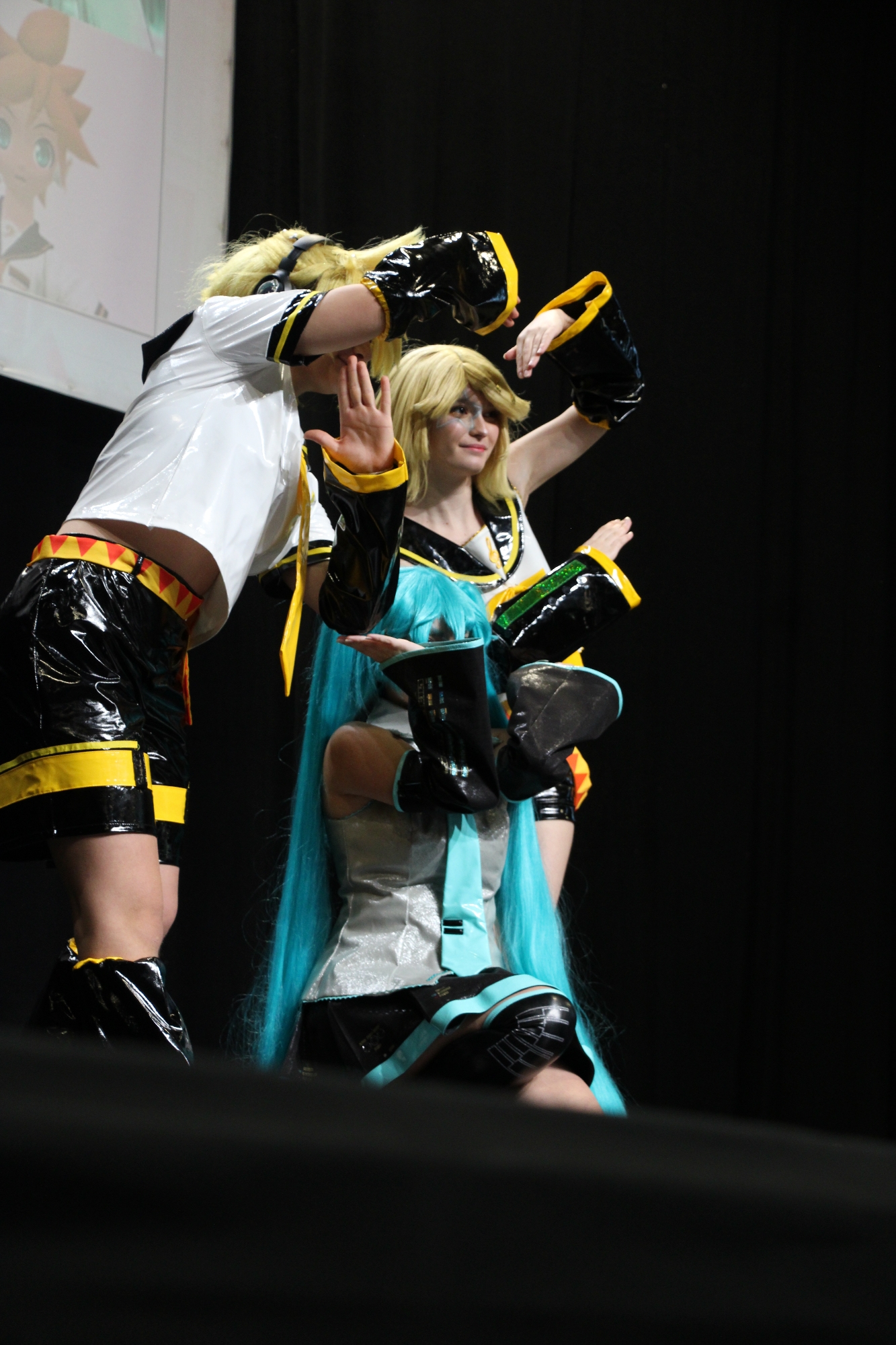 Trio Vocaloid  - Photo 1