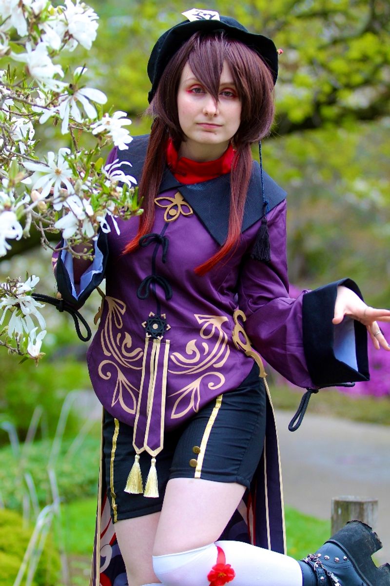 Pangofan – Outside Hu Tao