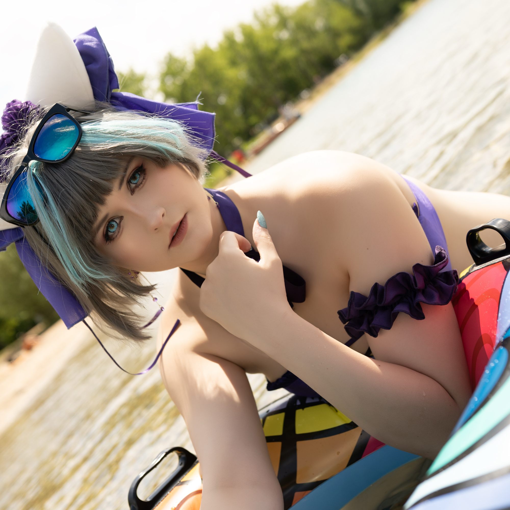 Bikini Cheshire - Photo 2