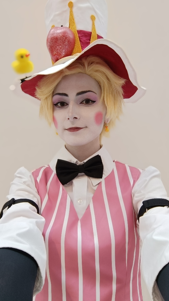 Lucifer Morningstar  - Photo 2