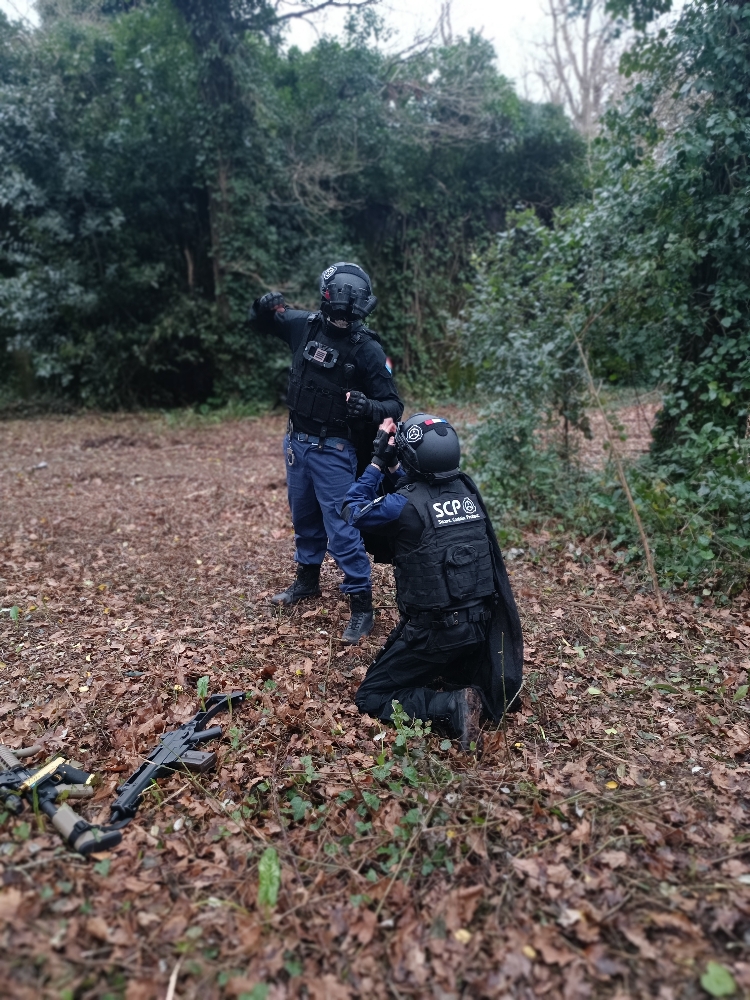 Duo Epsilon-11  - Photo 13