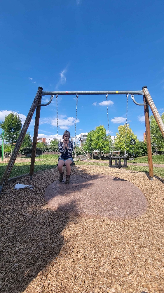 Evan afton - Photo 1