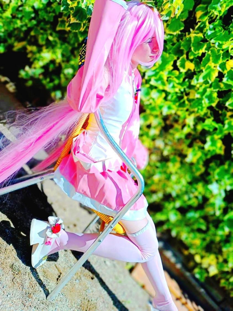 SAKURA MIKU - Photo 4