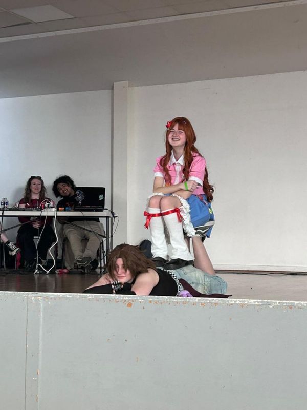Aoi.cosplayz – Elizabeth et Mike !