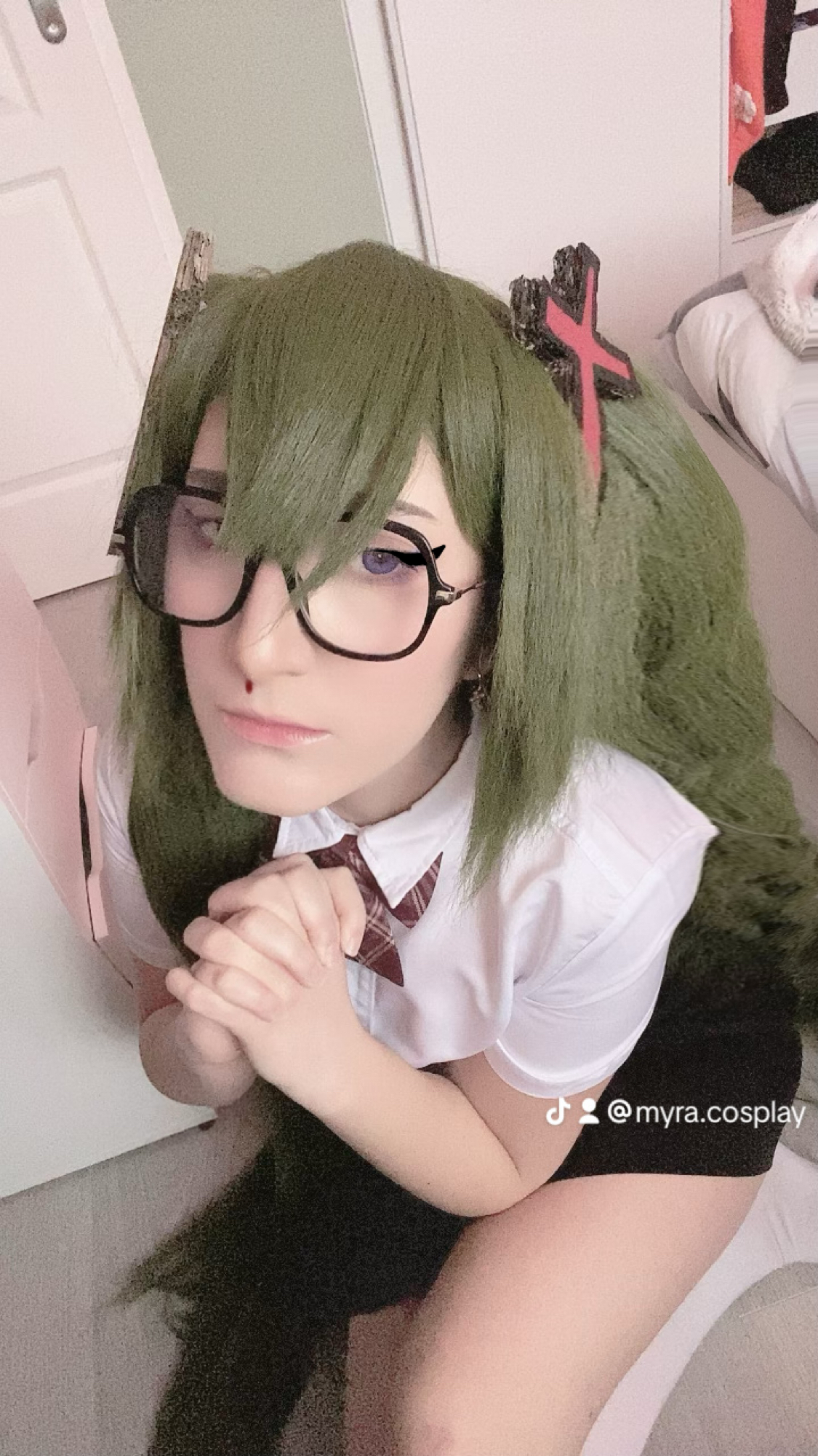 Rotten girl Miku - Photo 1