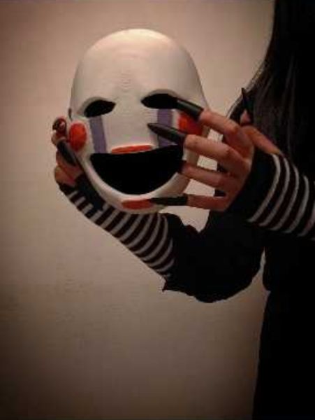 Aliena - Puppet 