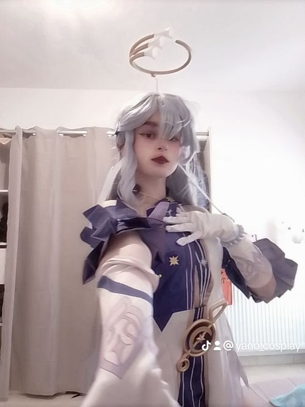 Yano_cosplay – Robin