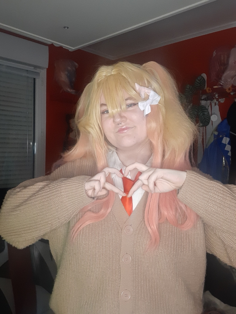 Saki Tenma - Photo 22