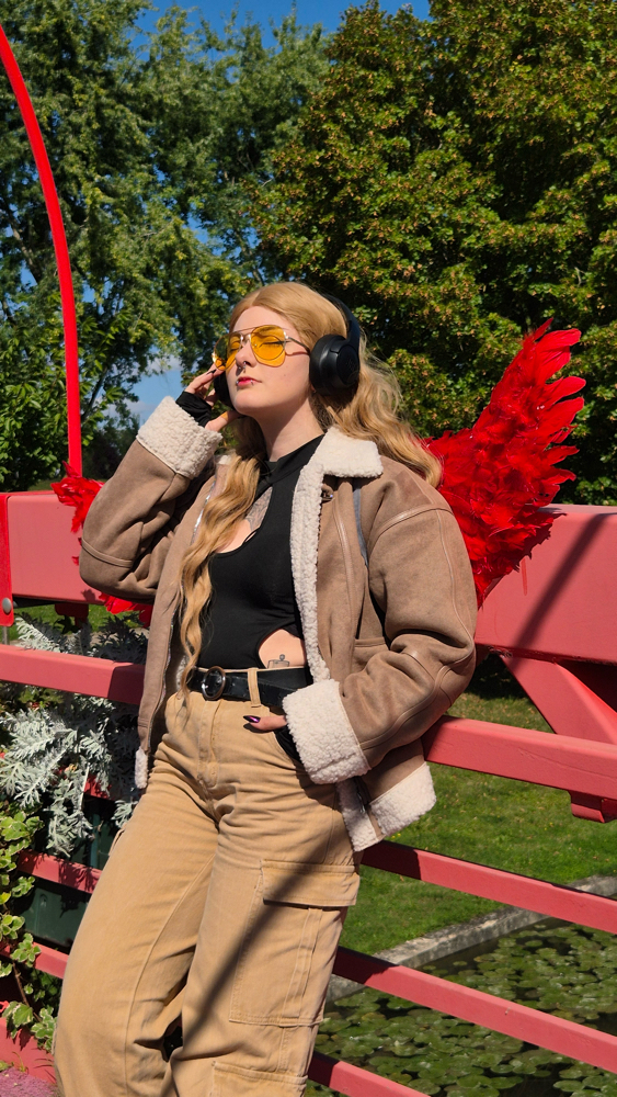 Hawks (genderbend) - Photo 1