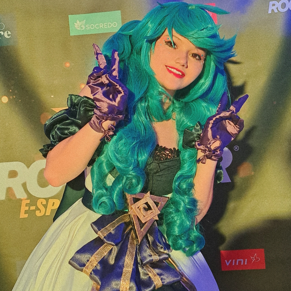 Gwen - LOL — photo 7