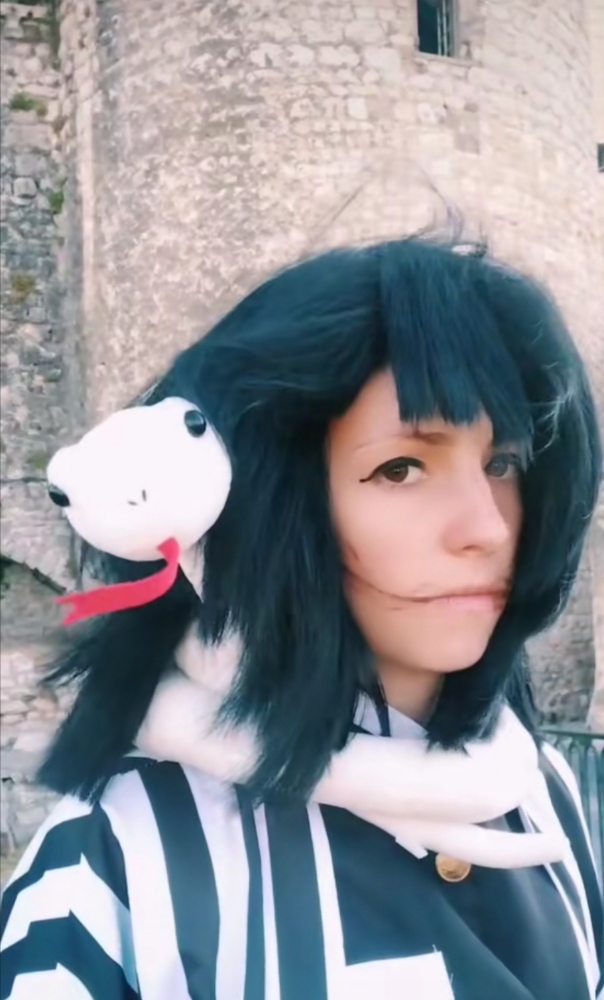 Obanai iguro - Photo 7