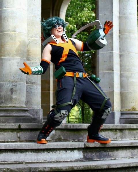 Davidz.cosplayz - Suit Swap