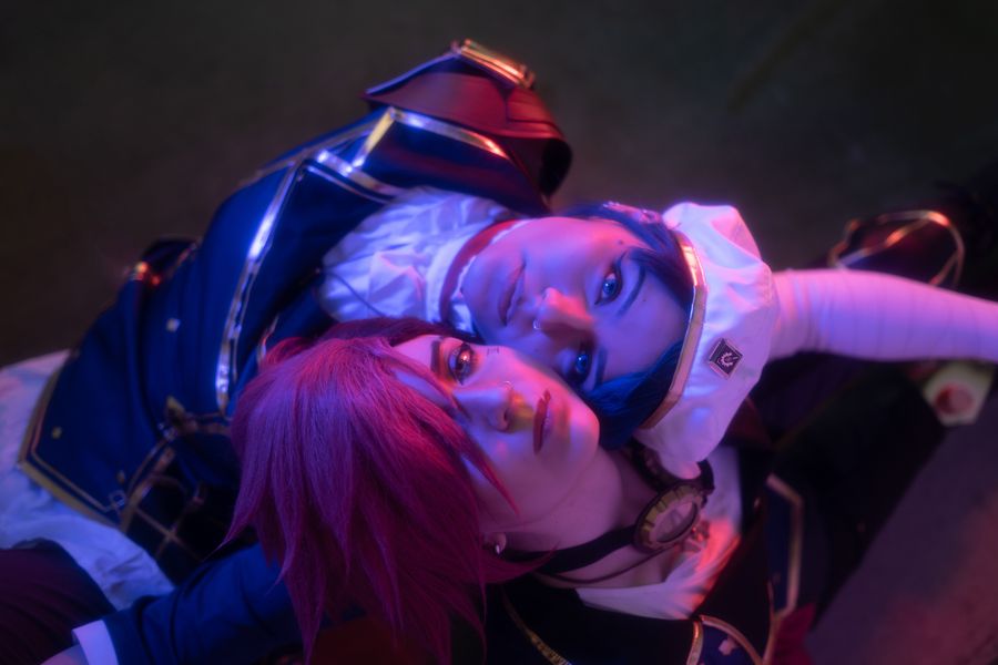 Aurs - Vi & Caitlyn