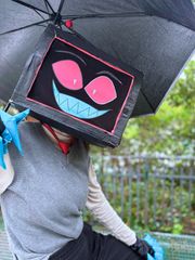 Vincent in the rain preview 2