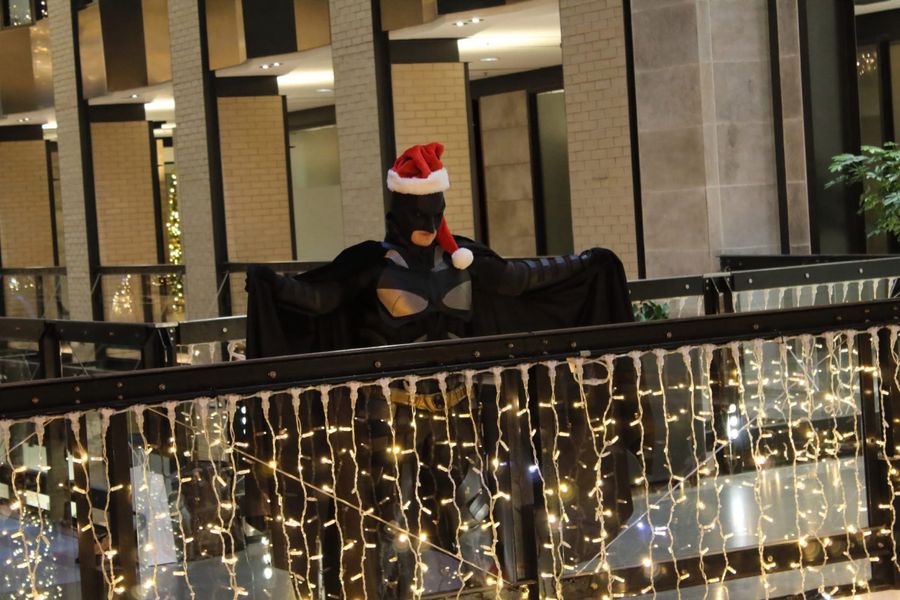 Isagaultcostume - The Bat Santa