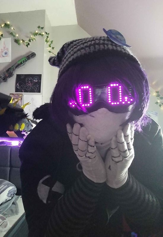 Mekka_drone – Uzi doorman 