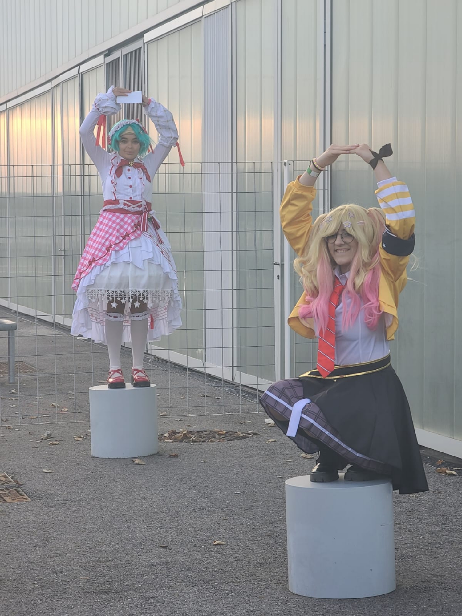 Saki Tenma  - Photo 4