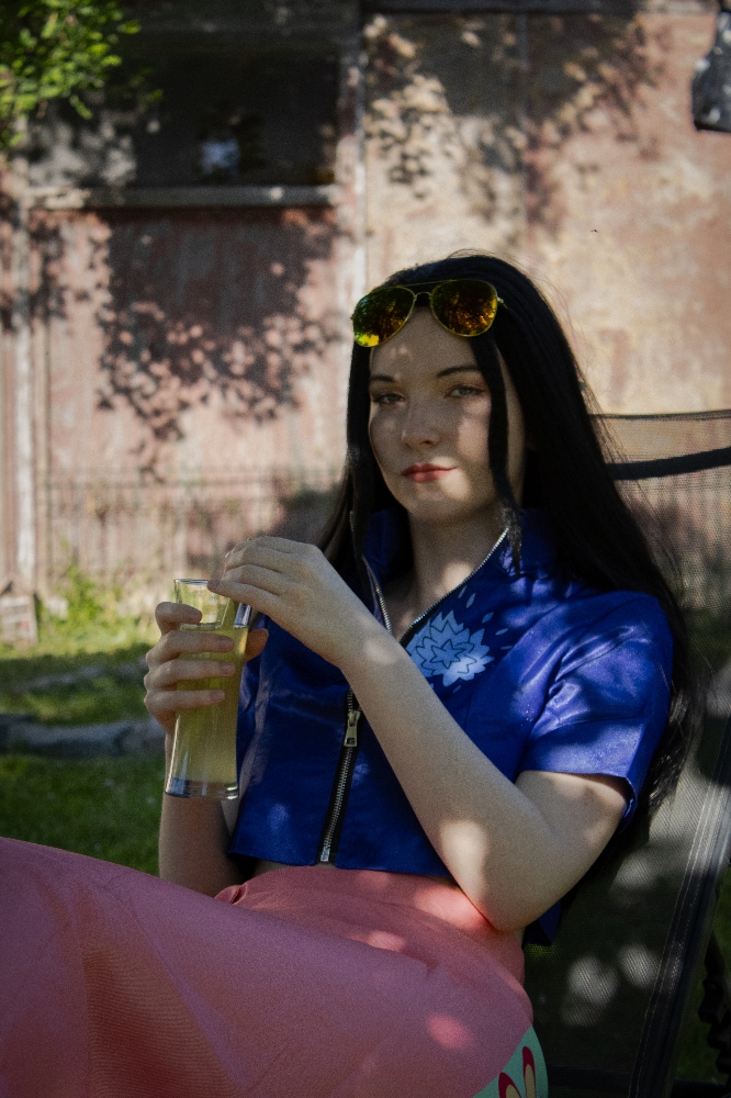 Robin in garden - Photo 11