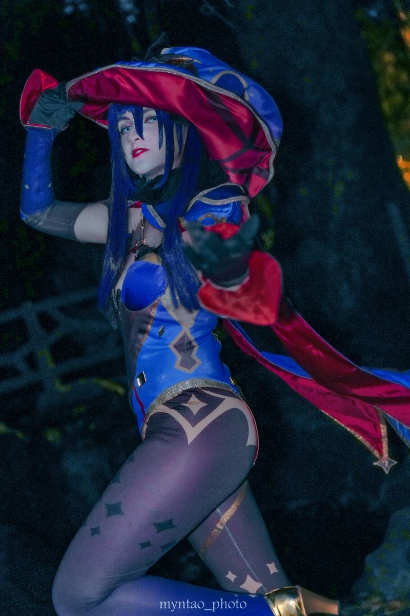 Lumi_cosplay_ – Mona Megistus