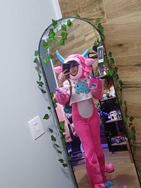 Voodoodollcos - Neeko 2025