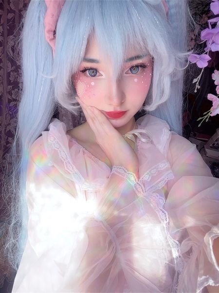 Naoh - Miku Carpenter 