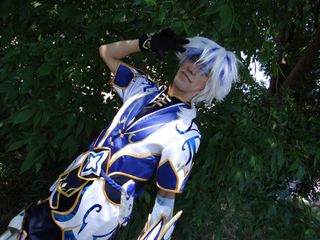 Ezreal porcelain arm preview 2