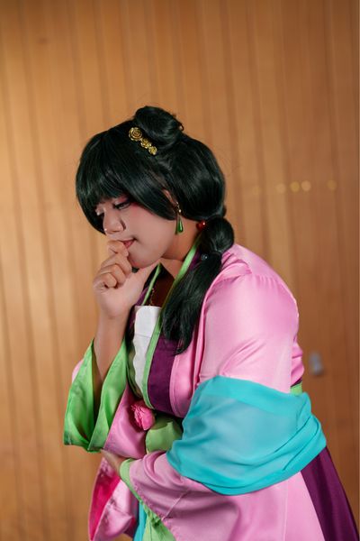 Etᔕᑌᗰi - Maomao ( Suivante )