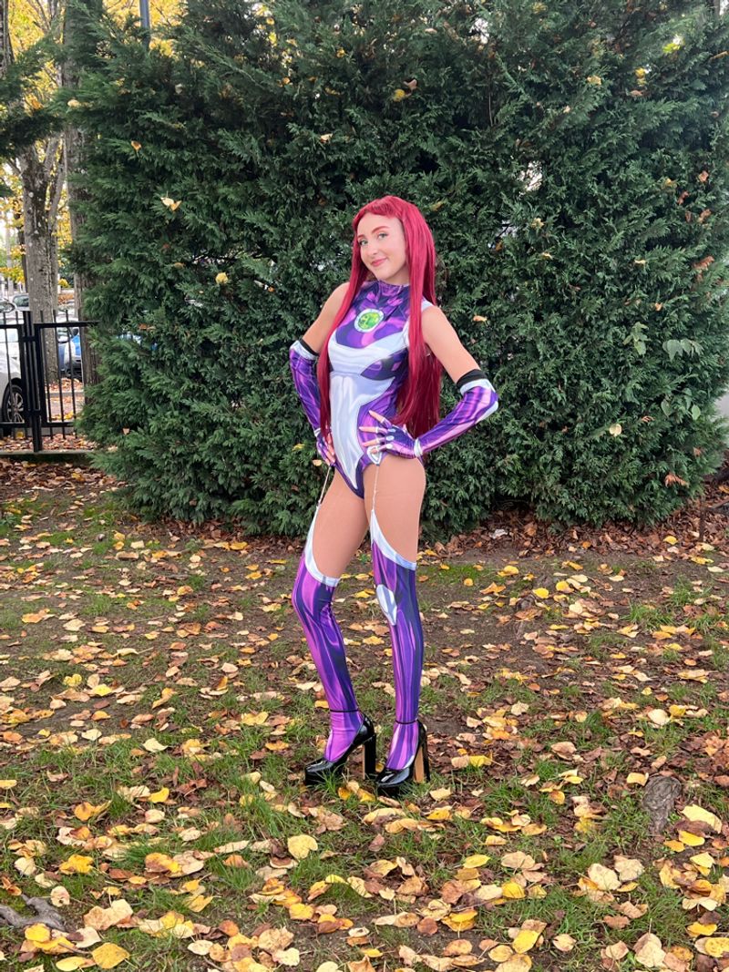 Maev.acosplay – Starfire