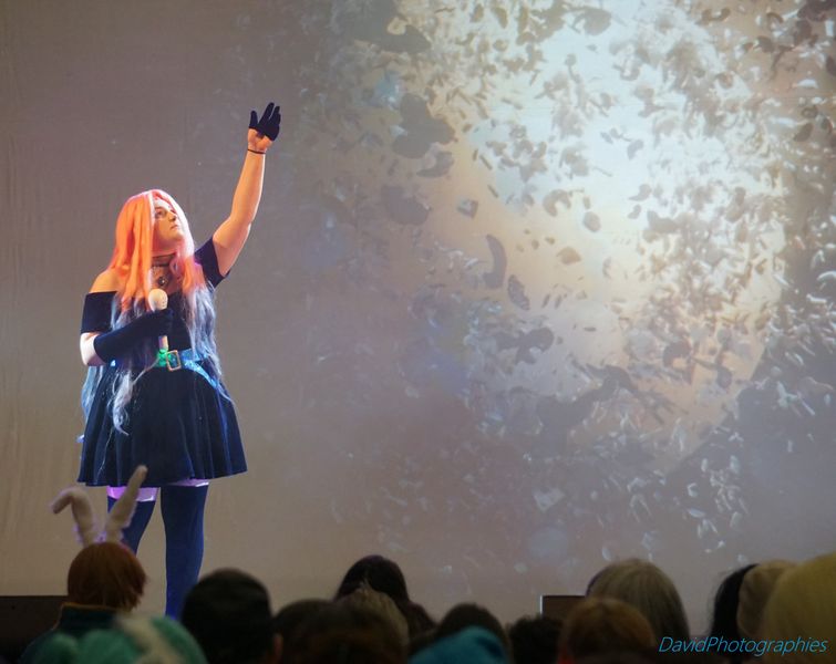 Shai_na - Mizi on Stage 