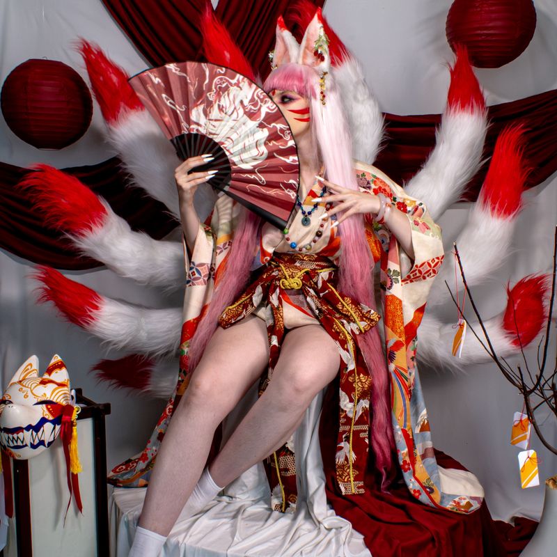 Itachat, Kitsune