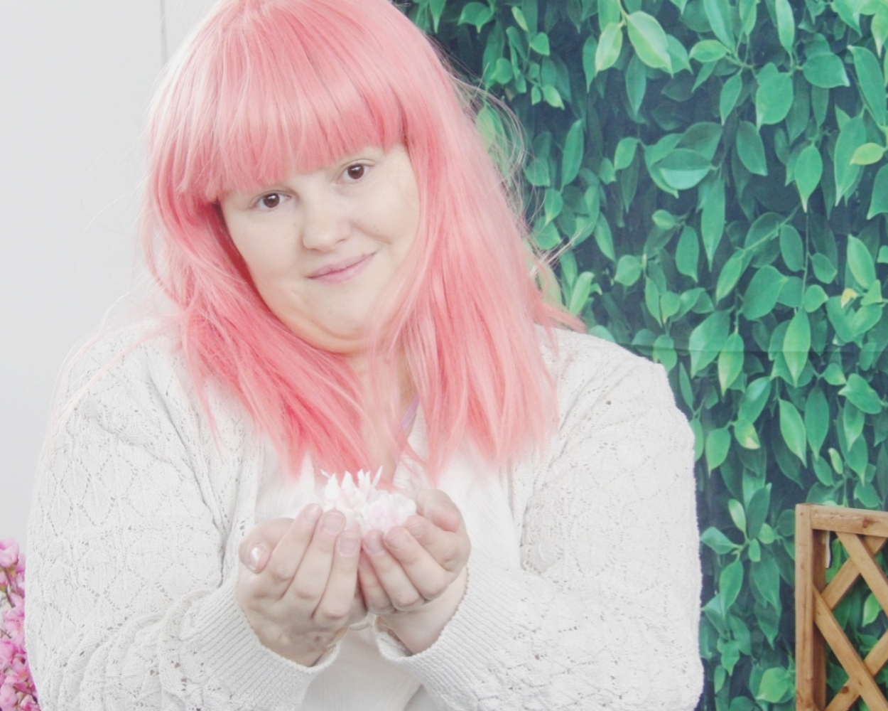 Yuki a sign of affection — photo 8