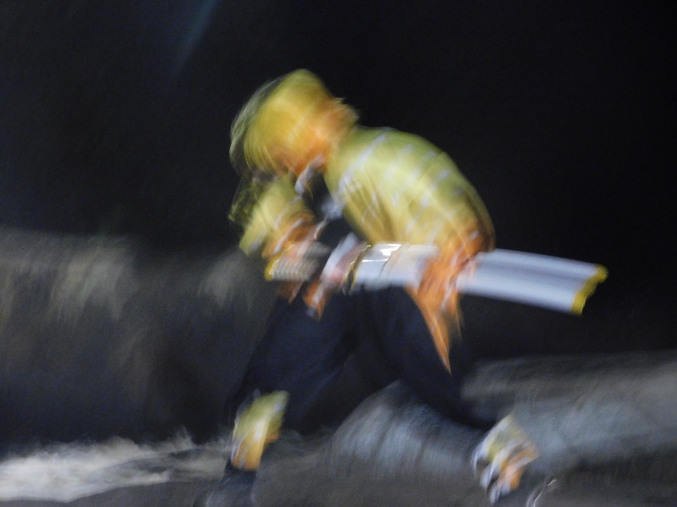 Night Zenitsu - Photo 14