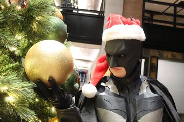 The Bat Santa preview 3
