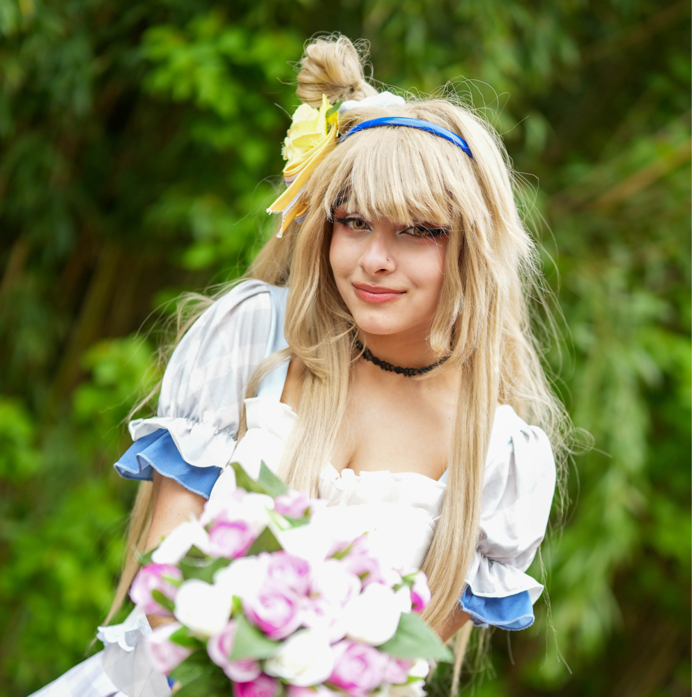 Kotori Minami - Photo 3