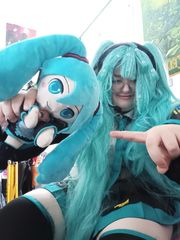 Miku 🌿 preview 3