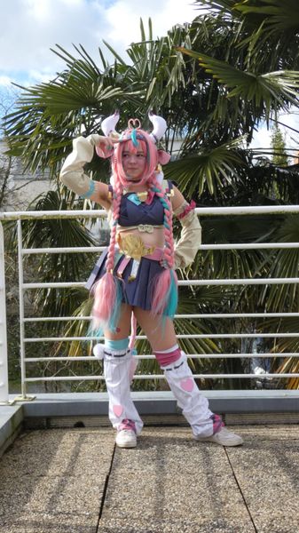 Okuny_cos - Varesa ⚡🩷🍔