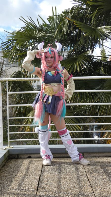 Okuny_cos – Varesa ⚡🩷🍔