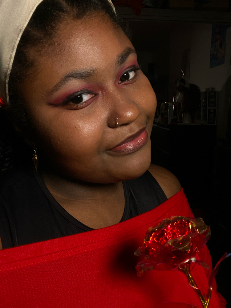 Yor Forger - Photo 3