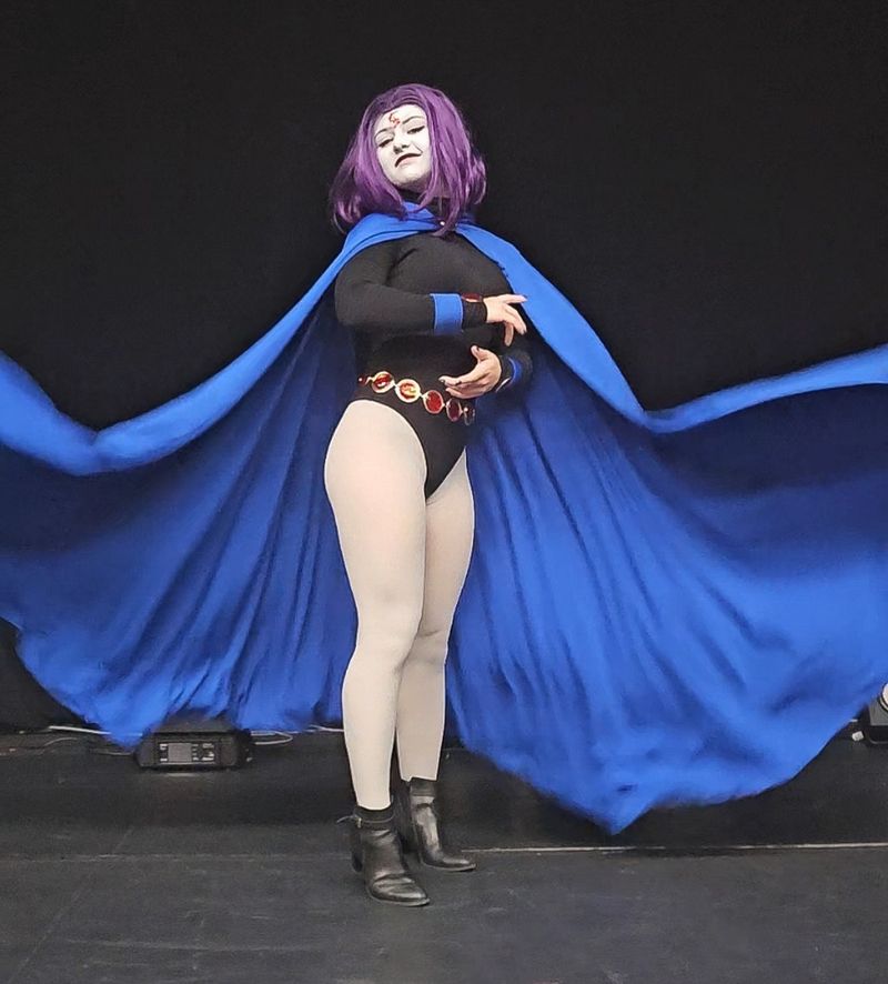 Racy.cos – Halloween Raven