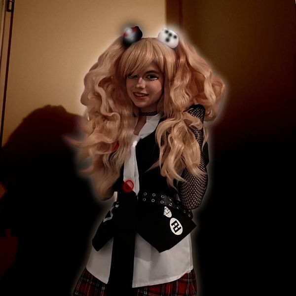 Bloupy_.cos - Junko Enoshima