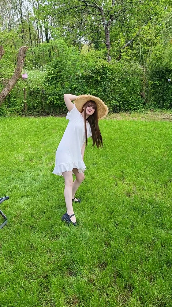 Aiko tanaka - Photo 14