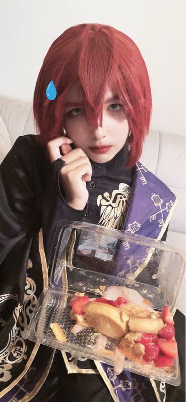 Ashie.redroses – Riddle rosehearts