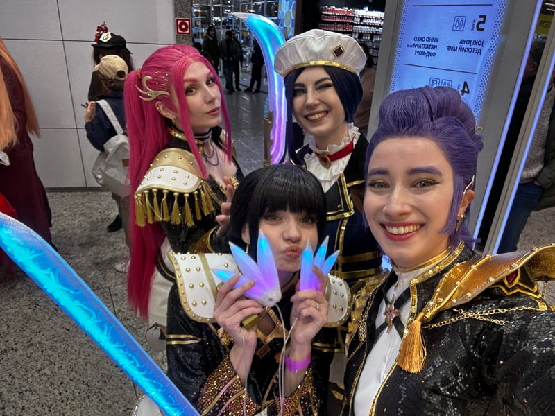 Visha_kiraz – Festivals