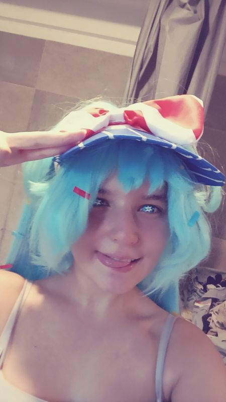 Cosplay._.star – Miku 🩵💙🎉🎊