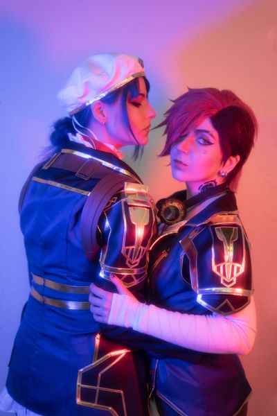 Aurs - Vi & Caitlyn