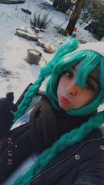 Liria - Miku snow casual cos