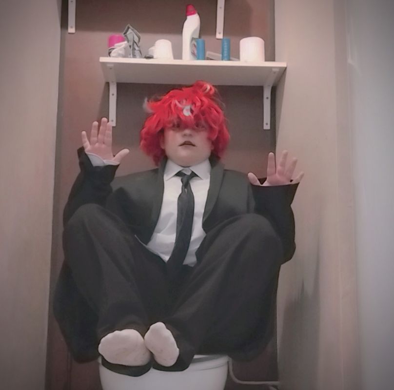 Vxmpire – Doppo toilette scene