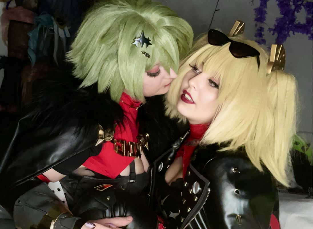 Mad._.berry._.cos – Burnice and caesar